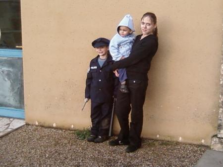 Voici mes deux frère et moi  (nous étions au carnaval de Cendrieux )